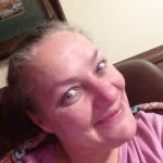 Renee Farley - @zizzer83 - Instagram