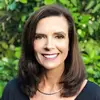 Renee Farley - @icevater - TikTok