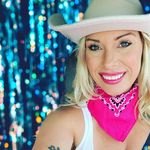 Casey Renee Grim - @courageouslycasey - Instagram