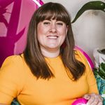 Renee Irvine- Naturopath - @thepunknaturopath - Instagram