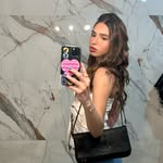 María - @reneelizarraga - Instagram