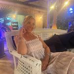 Renée Marsh - @_reneemarsh_ - Instagram