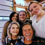Renée Mayhew - @rmayhew64 - Instagram