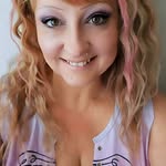 Renee Nay - @renee.nay.56 - Instagram
