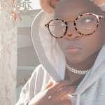 Jasmine Renée Sharp - @dailydoseofjaz25 - Instagram