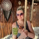 Renee Sutherland - @zarpaneanea - Instagram