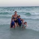 Renee Tomlin - @mreneet0404 - Instagram