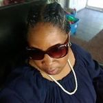 Renee Tomlinson - @renee.tomlinson.395 - Instagram