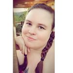 Renee Vandyke - @renee.little82 - Instagram