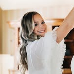 Renée Vitole - @reneewalls_ - Instagram