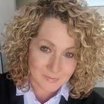 Renée Wall - @reneewall.realtyone - Instagram