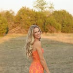 renee wallace - @_reneewallace_ - Instagram