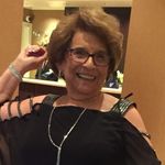 Renee Weiss - @reneeweiss01 - Instagram