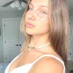 Renee Windsor - @superannasd97k - Instagram