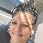Renee Wright - @reneewright1313 - Instagram