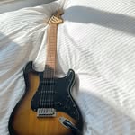 @rexlearnstheguitar - Instagram