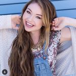 @adorexmeredith - Instagram