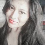 Reyna Centeno - @reyna_centenocasca - Instagram