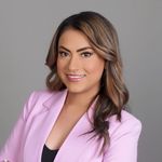 Reyna Marquez - @reynasellsdenver - Instagram