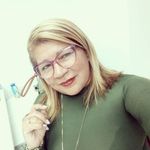 Reyna Quiñones - @reynaqa17 - Instagram