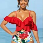 Rhea Davis - Facebook