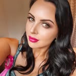 Rhianna Gray - @rhigray - Instagram
