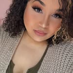 Rhianna Johnson - @queenxghoulie - Instagram