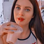 Rhianna Rhodes's Instagram, Twitter & Facebook on IDCrawl