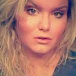 Rhonda Bowling - @rhondawatkins89 - Instagram