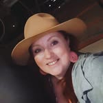 Rhonda Alexander Searle - @ronnieleaadventures - Instagram