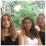 Rhonda Stanton Giles - @mommawith3girls - Instagram