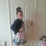 ria saunders - @riaunicorn40 - Instagram