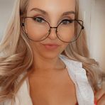 Ria Woods - Facebook