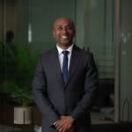 Richard Agyemang - @smartmove.dubai - Instagram