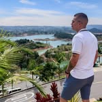 Richard Echavez - @richardechavez93 - Instagram