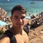 Low Bouwman - @richardinhonaeuropa - Instagram