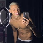 𝐑𝐢𝐜𝐡𝐚𝐫𝐝 𝐦𝐞𝐫𝐫𝐲 - @richardyy_18 - Instagram