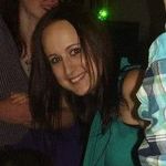 Rikki Raymond - @wineinghousewife - Instagram