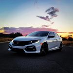 Riley Dodd - @that.white.hatch - Instagram