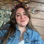 Riley Farmer - @rileysauruss - Instagram