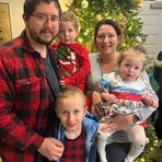 Riley Hahn - Facebook
