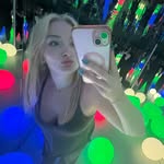 RILEY - @rileylindsaay - Instagram