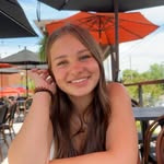 Riley Lynn - @riley._.lynn._ - Instagram