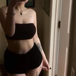 Riley Muller - @chic.ken1nug - Instagram