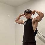 @rileymylesfit - Instagram