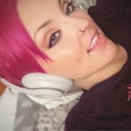 Riley Sage Weiss - Facebook