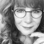 Rita Rae Schoenthal - @ritaraehomes - Instagram
