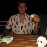 Rob Abrahám - @hrac_na_snare - Instagram