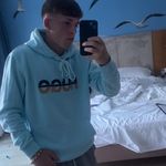 Robert Hickson - @robert.hickson_1 - Instagram