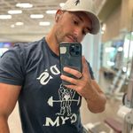 Rob Ochoa - @badcatch08 - Instagram